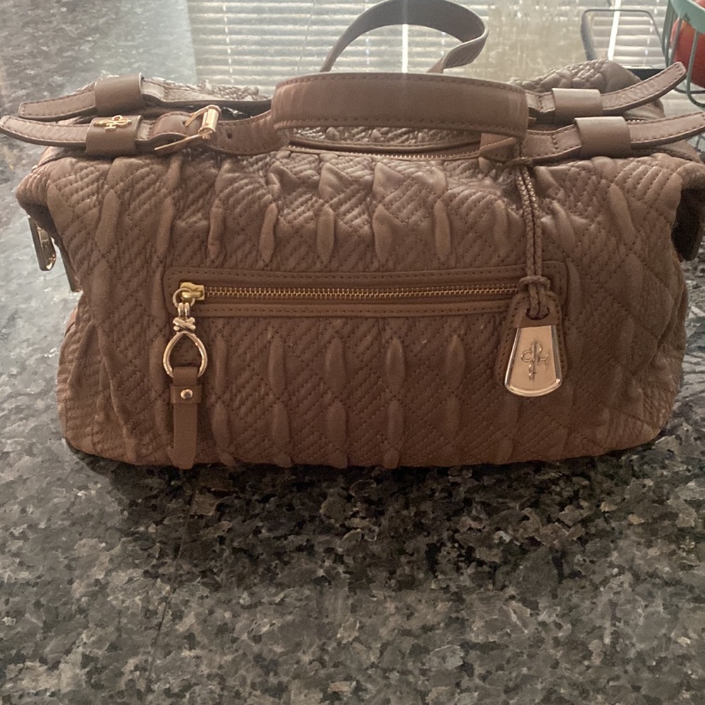 NEW WITHOUT TAG COLE HAAN PURSE AND WALLET !!! Absolutely beautiful !